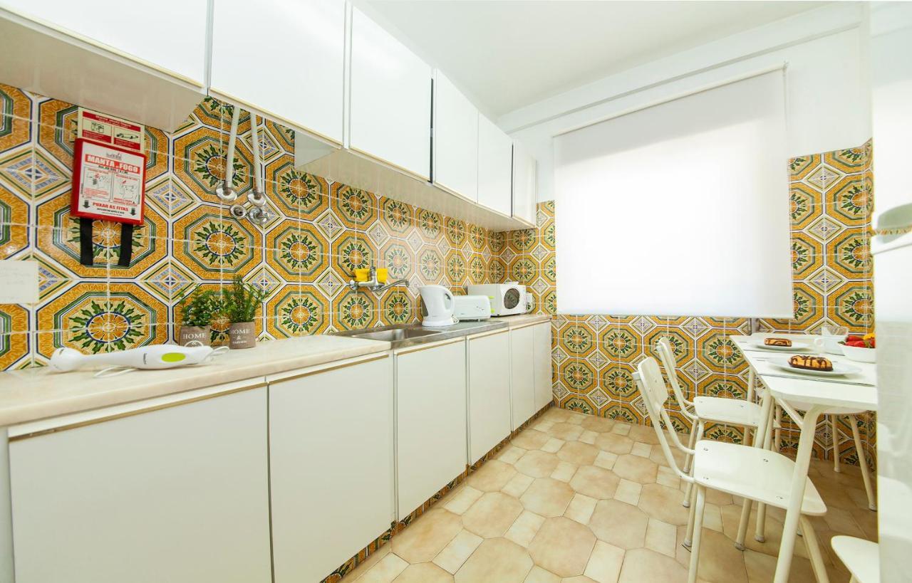 O - Sao Goncalo Central Guesthouse 拉哥斯 外观 照片